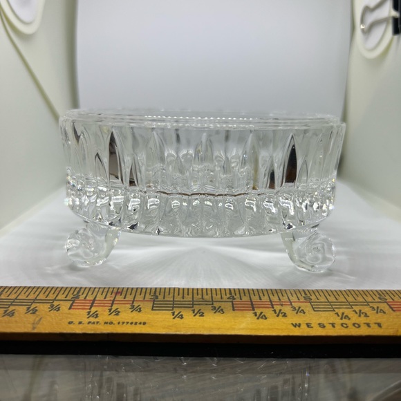 Crystal Bowl with Feet. EUC. - Picture 1 of 4
